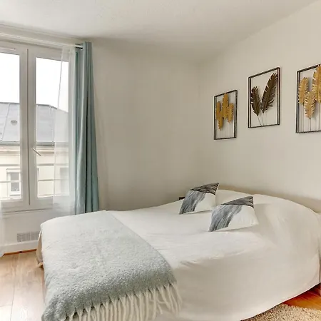 شقة Le Courcillon Calme, Cour Privee & Proche Chateau *