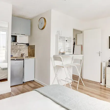 Le Courcillon Calme, Cour Privee & Proche Chateau